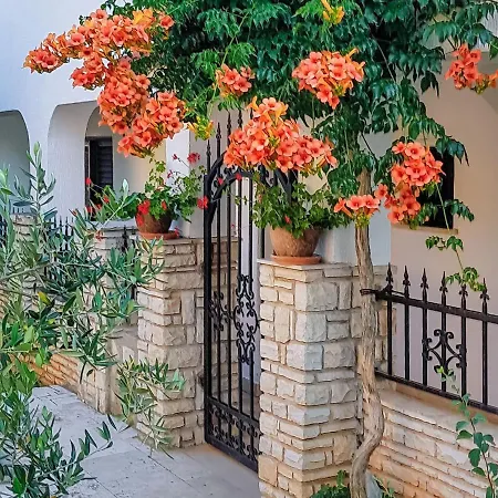 Apartament Danica-2 By Interhome Peroj