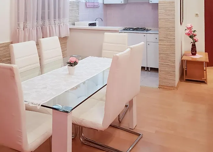 Danica-2 By Interhome * 페로이