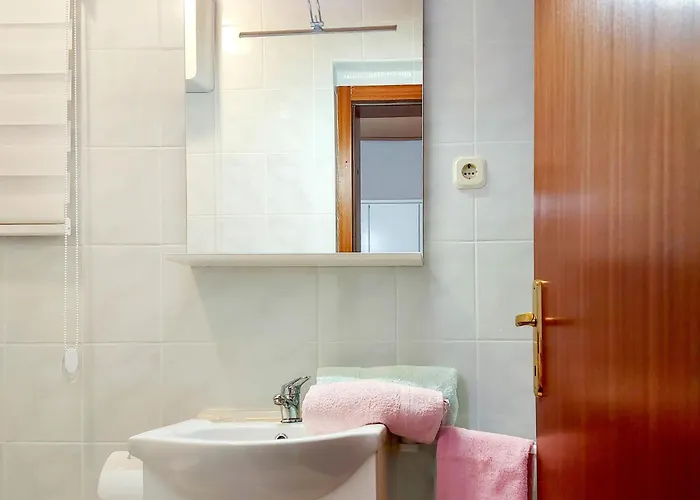 Danica-2 By Interhome * 페로이